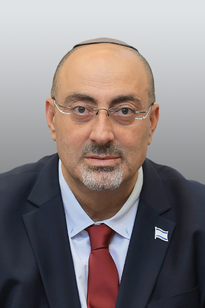 ניסים ואטורי